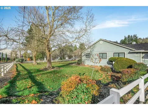 707 NE Camelia Drive Newberg OR 97132