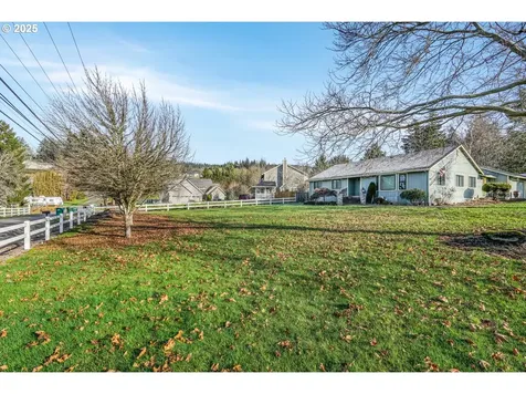 707 NE Camelia Drive Newberg OR 97132