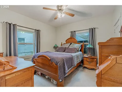 7579 N Gilbert Avenue Portland OR 97203