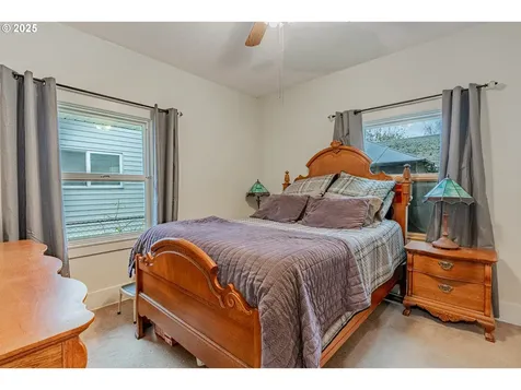 7579 N Gilbert Avenue Portland OR 97203