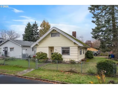 7579 N Gilbert Avenue Portland OR 97203