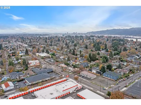 7579 N Gilbert Avenue Portland OR 97203