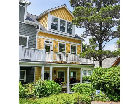 319 Kinnikinnick Way Depoe Bay OR 97341