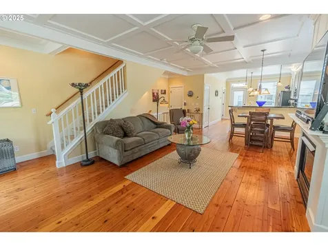 319 Kinnikinnick Way Depoe Bay OR 97341