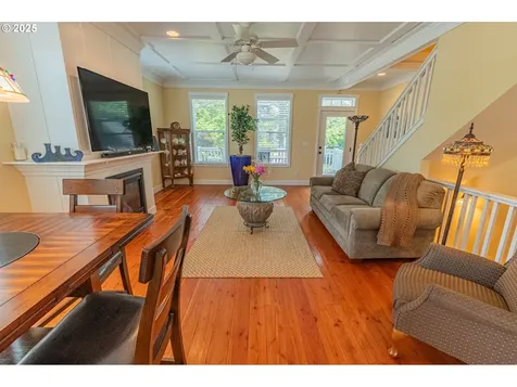 319 Kinnikinnick Way Depoe Bay OR 97341