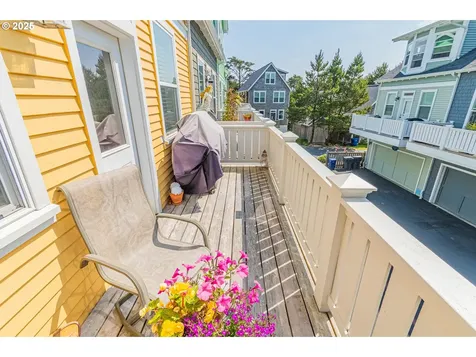 319 Kinnikinnick Way Depoe Bay OR 97341