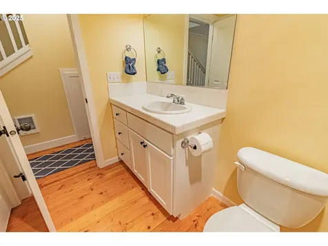 319 Kinnikinnick Way Depoe Bay OR 97341