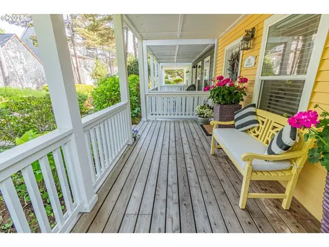319 Kinnikinnick Way Depoe Bay OR 97341