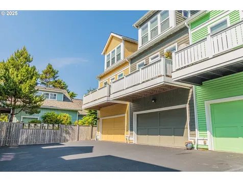 319 Kinnikinnick Way Depoe Bay OR 97341