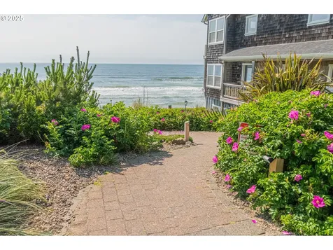 319 Kinnikinnick Way Depoe Bay OR 97341