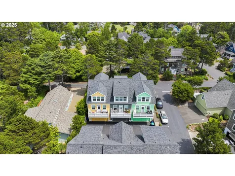319 Kinnikinnick Way Depoe Bay OR 97341