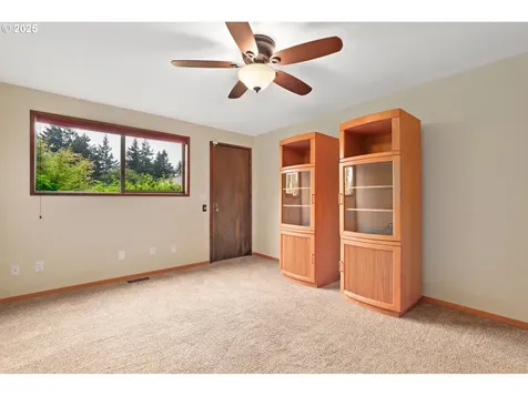 31600 NE Schaad View Drive Newberg OR 97132