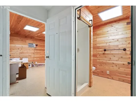 31600 NE Schaad View Drive Newberg OR 97132
