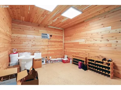 31600 NE Schaad View Drive Newberg OR 97132