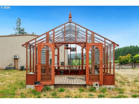 31600 NE Schaad View Drive Newberg OR 97132
