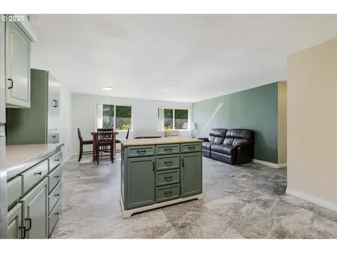 4666 Horseshoe Court SE Salem OR 97317
