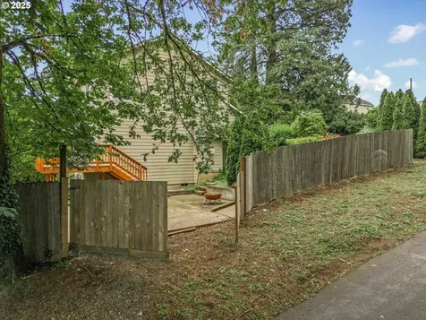 603 Van Buren Street Oregon City OR 97045