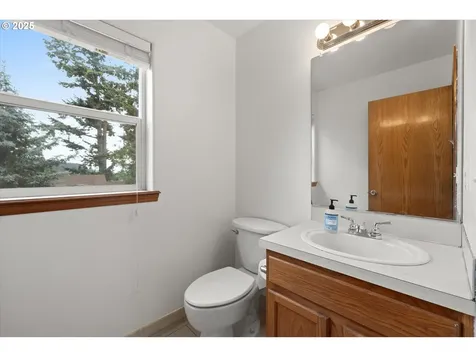 603 Van Buren Street Oregon City OR 97045