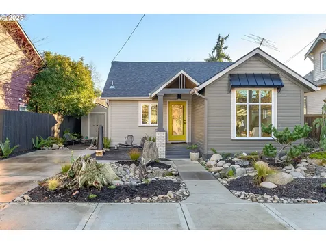 326 NE 8th Street Mcminnville OR 97128