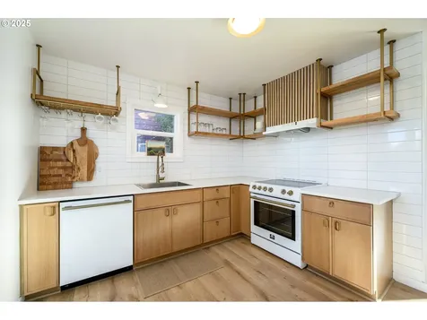 326 NE 8th Street Mcminnville OR 97128