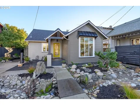 326 NE 8th Street Mcminnville OR 97128