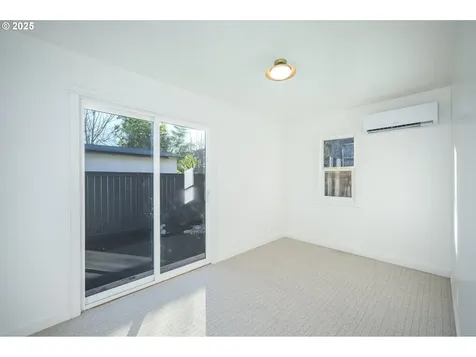 326 NE 8th Street Mcminnville OR 97128