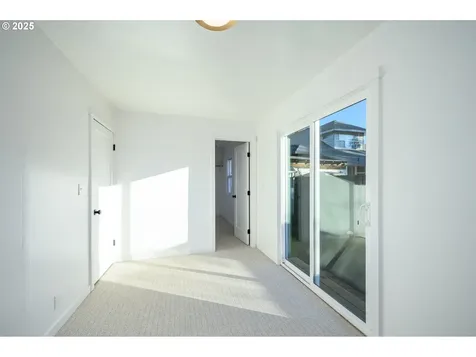326 NE 8th Street Mcminnville OR 97128