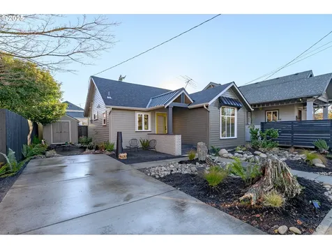 326 NE 8th Street Mcminnville OR 97128