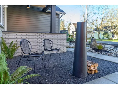 326 NE 8th Street Mcminnville OR 97128
