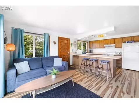 18320 N Highway 101 Rockaway Beach OR 97136