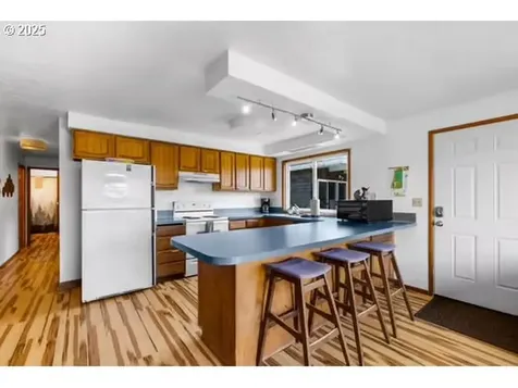 18320 N Highway 101 Rockaway Beach OR 97136