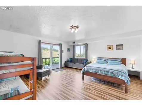 18320 N Highway 101 Rockaway Beach OR 97136
