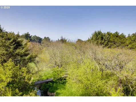 18320 N Highway 101 Rockaway Beach OR 97136