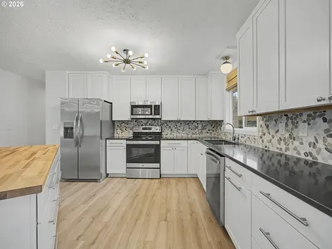 23851 S Day Hill Road Estacada OR 97023