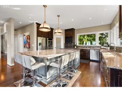 2543 Palisades Crest Drive Lake Oswego OR 97034