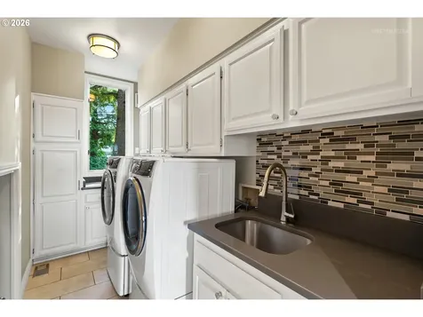 2543 Palisades Crest Drive Lake Oswego OR 97034