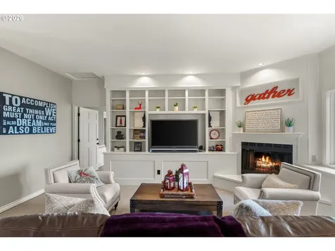 2543 Palisades Crest Drive Lake Oswego OR 97034