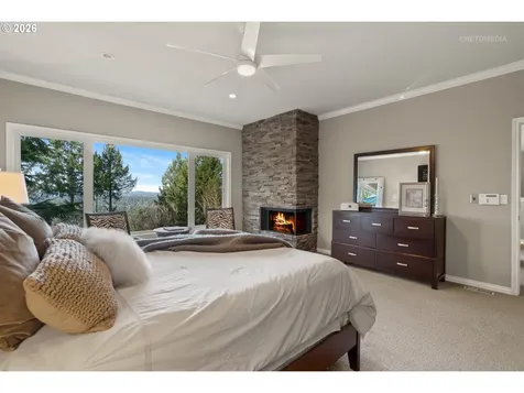2543 Palisades Crest Drive Lake Oswego OR 97034