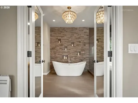 2543 Palisades Crest Drive Lake Oswego OR 97034