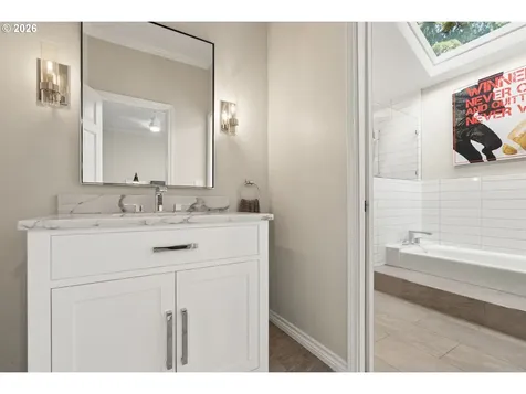 2543 Palisades Crest Drive Lake Oswego OR 97034