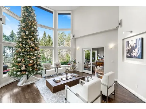 2543 Palisades Crest Drive Lake Oswego OR 97034