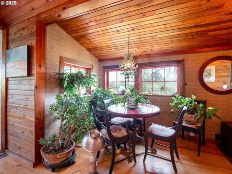6390 NW Lilac Hill Road Yamhill OR 97148