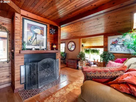 6390 NW Lilac Hill Road Yamhill OR 97148