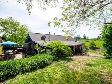 6390 NW Lilac Hill Road Yamhill OR 97148