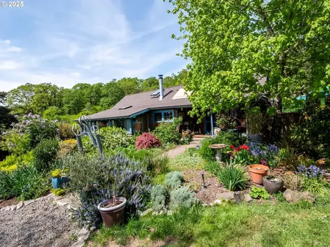 6390 NW Lilac Hill Road Yamhill OR 97148
