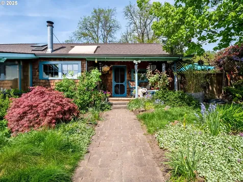 6390 NW Lilac Hill Road Yamhill OR 97148