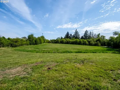 6390 NW Lilac Hill Road Yamhill OR 97148