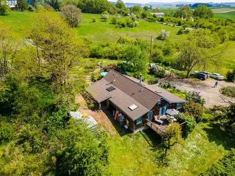 6390 NW Lilac Hill Road Yamhill OR 97148
