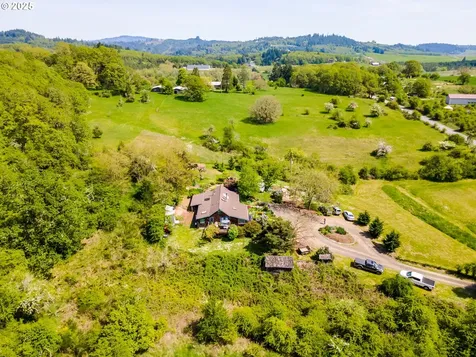 6390 NW Lilac Hill Road Yamhill OR 97148