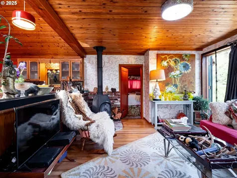6390 NW Lilac Hill Road Yamhill OR 97148